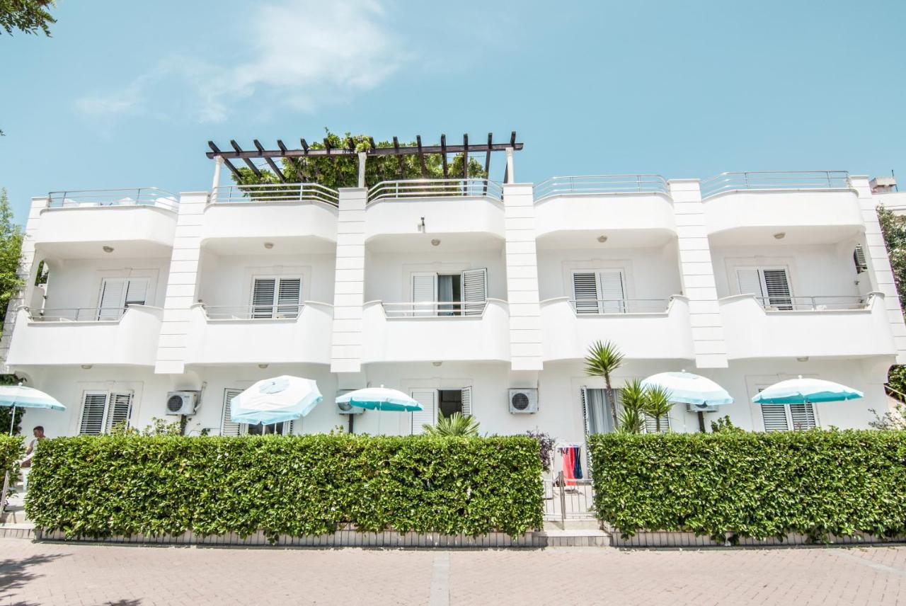 Hotel Perla - Annexes Herceg Novi Ngoại thất bức ảnh